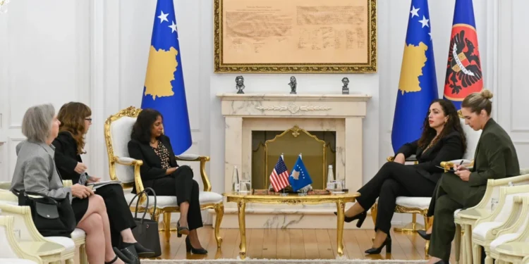 Osmani dhe Prattipati diskutojnë mbi masën e përkohshme të Gjykatës Kushtetuese