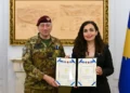 Osmani nderon Barduanin me Medaljen Prezidenciale Ushtarake