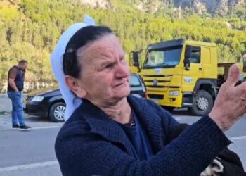 “Për një copë bukë e humbëm”/ Të moshuarit të shqetësuar pas shembjes së ndërtimit në Valbonë
