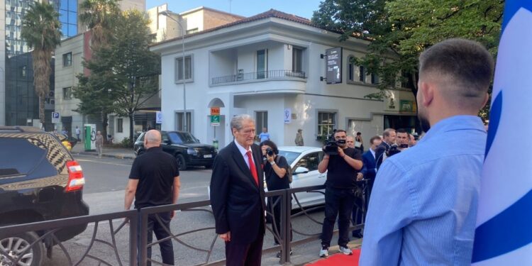 Përkujtimi i Azem Hajdarit, Berisha: I pavdekshëm, bota e lirë sot nuk ekziston.