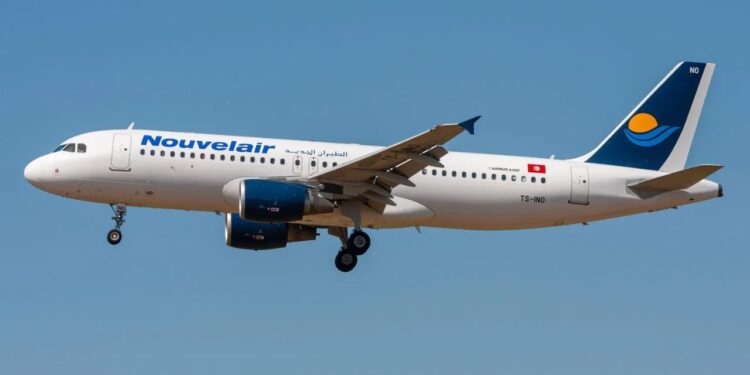 Përplasje tragjike në aeroportin e Nisë/ Avioni i Nouvelair ulët në pistën e EasyJet për shkak të një gabimi