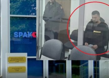 "Plumbi i Artë": Petrit Qoli pyet Skerdi Tasen në GJKKO: A je ti ai që vrau ish-deputetin?