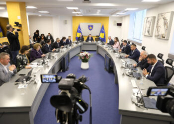 Qeveria në detyrë shpall shpronësimin e disa pronave, Kurti: Kjo është për investime dhe projekte në komunat e Kosovës