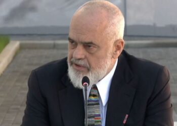 Rama prezanton ministren e re të Shëndetësisë në QSUT dhe diskuton objektivat e mandatit të katërt për këtë sektor: Synojmë të thellohemi në procesin e transformimit.