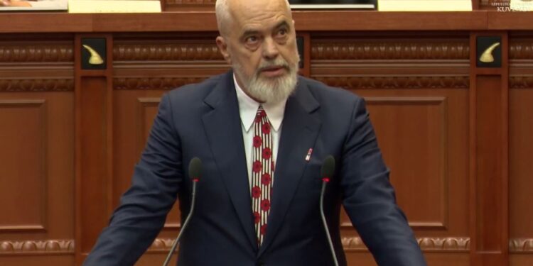 Rama publikoi videon e fundit: Procesi i lirimit të hapësirave publike vazhdon