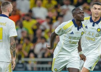Ronaldo i jep mësim Benzemas, ekipi i portugezit arrin fitoren e radhës dhe kryeson kampionatin me maksimumin e pikëve.