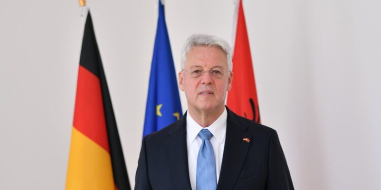 Rreth garës për drejtimin e SPAK, Ambasadori gjerman në Tiranë: Kontribute të rëndësishme në luftën ndaj korrupsionit nën drejtimin e Dumanit