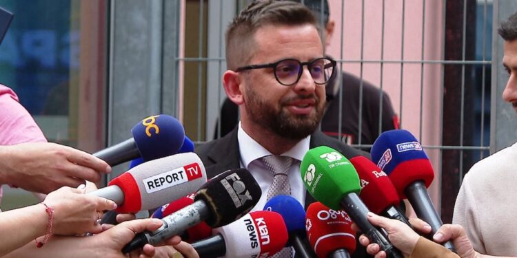 SPAK ka përgatitur një akuzë ndaj kryebashkiakut të Kolonjës, Erion Isai.