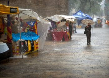 Shirat e fortë godasin Spanjën, një viktimë nga përmbytjet në Katalonjë.