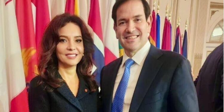 Spiropali në New York: Zyrtarja shqiptare e parë që bisedon me Sekretarin e Shtetit amerikan