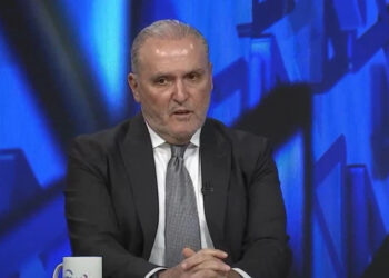 Surroi: Edhe pse dialogu strategjik është pezulluar, FSK-ja po zhvillohet si forcë ushtarake me mbështetje nga SHBA.