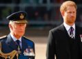 Takim i shkurtër: Princ Harry dhe Mbret Charles ndodhin në një përballje të pazakontë pas një viti largësie.