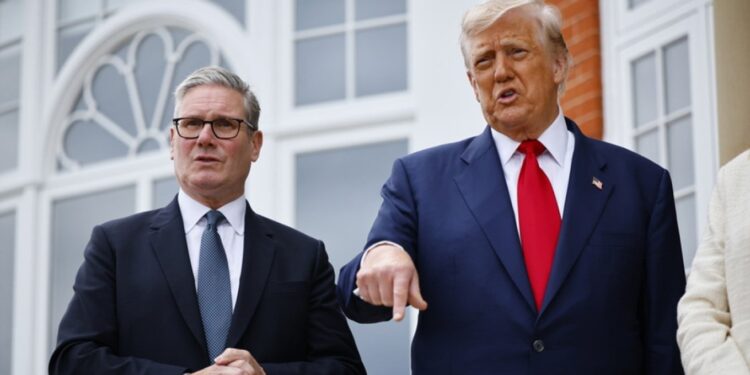 Takimi mes Starmer dhe Trump në Londër: Diplomaci, interesa të përbashkëta dhe një lojë politike e rrezikshme