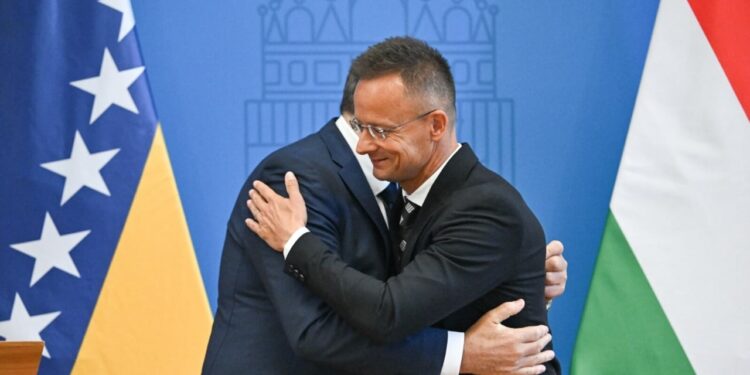 Tension diplomatik mes Bosnjës dhe Hungarisë: Budapesti mbështet Dodikun, Sarajeva kundërpërgjigjet ashpër.