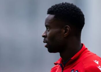 Transferimi i Guehi nga Liverpooli drejt kolapsit, trajneri i Crystal Palace refuzon të miratojë nëse nuk gjendet zëvendësuesi.