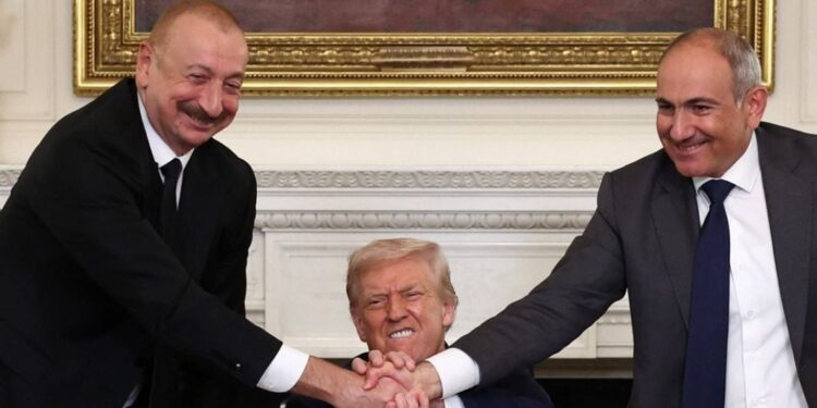 Trump ngatërron përsëri Shqipërinë me Armeninë: Zgjidhni konfliktin e përvitshëm mes 'Shqipërisë dhe Azerbajxhanit'