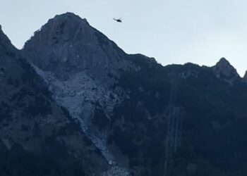 Turisti pëson aksident të rëndë në shtegun Theth-Valbonë, gjendet pa jetë nga ekipet e kërkimit dhe shpëtimit.