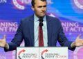 U plagos me armë zjarri gjatë një fushate me të rinjtë, organizata e Charlie Kirk zbardh gjendjen e tij shëndetësore.