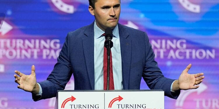 U plagos me armë zjarri gjatë një fushate me të rinjtë, organizata e Charlie Kirk zbardh gjendjen e tij shëndetësore.