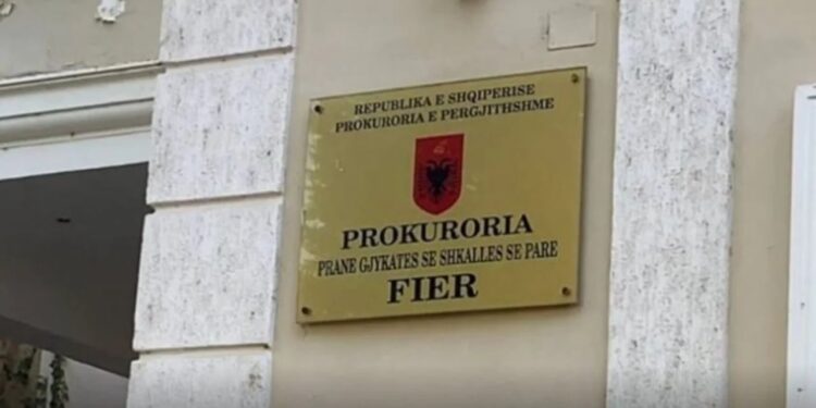 Vajza nga Uganda traffikohet për shfrytëzim seksual, Prokuroria në Fier arreston 'mentorët' dhe të tjerët në bashkëpunim.