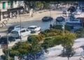 Vranë dy njerëz dhe plagosën dy të tjerë në Shkodër, publikohen pamjet e autorit që largohet nga skena e krimit.