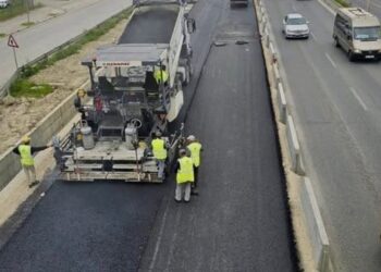ARRSH fillon të hënën riparimin e rrugës Vorë-Ura e Dajlanit, segmentet ku do të ndalet qarkullimi.