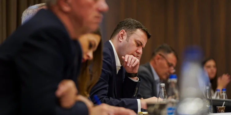 Abdixhiku: Problemet e protagonizmit të shkallëzuar do t’i diskutojmë pas balotazhit