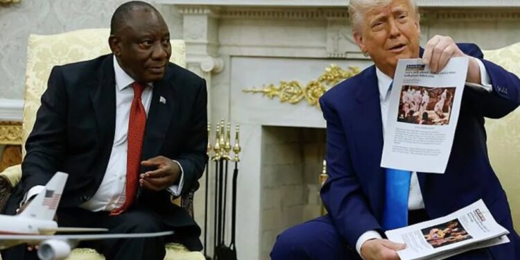 Afrika e Jugut refuzon planin e SHBA-ve për emigrantët: Akuzat për racizëm dhe gjenocid të të bardhëve pa prova.