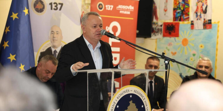 Agron Kuçi nga AAK-ja shpreh ankesë te KQZ për rritjen e pazakontë të numrit të votuesve në Junik.