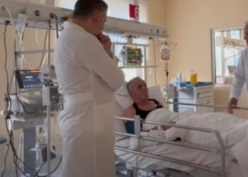 Agustin Kola prej disa ditësh në spital, familjarët zbulon diagnozën e legjendës bardheblu!