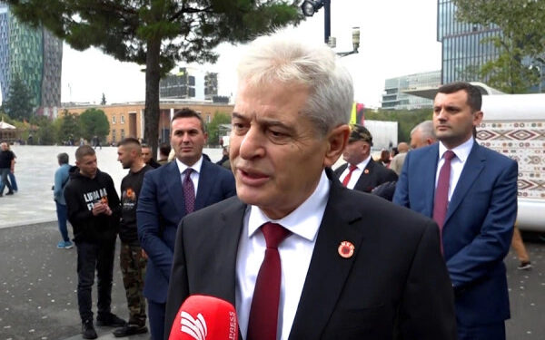 Ahmeti: Kosova ka potencialin për të ndihmuar më shumë ish-udhëheqësit e UÇK-së në Hagë