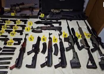 Armë dhe municion zbulohet në Tiranë, arrestohet një person