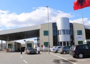 Arrestohet 56-vjeçari në Murriqan, i kërkuar ndërkombëtarisht për trafik narkotikësh dhe prostitucion.