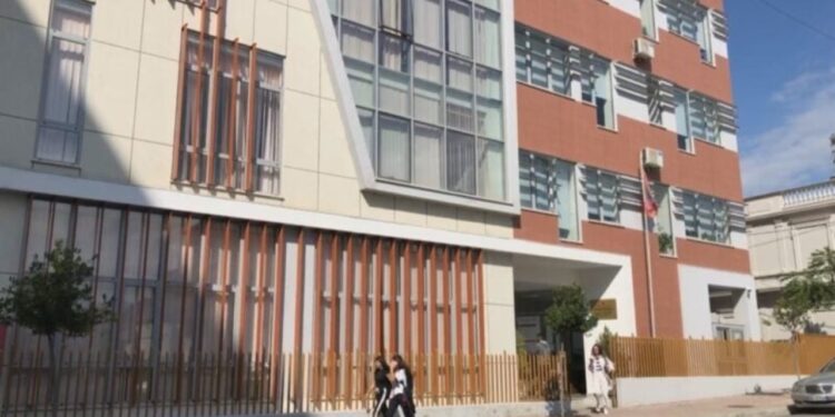 Avokati në Elbasan i arrestuar, Dhoma e Avokatisë e konsideron ngjarjen si të paprecedentë: ILD dhe KLP duhet të reagojnë menjëherë