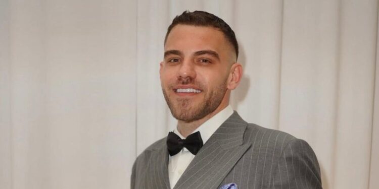 Babai i një djali? Erik Fullani tregon planet e tij për martesë!