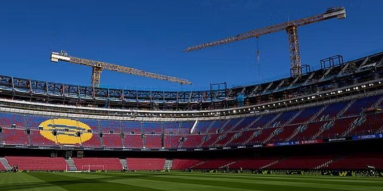 Barcelona, kthimi në Camp Nou konfirmohet për 7 nëntor...