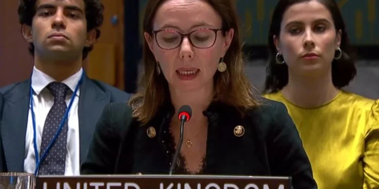 Britania bën thirrje për njohjen e Kosovës nga anëtarët e OKB-së dhe kërkon dorëzimin e Radoiçiqit nga Serbia.