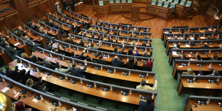 Çeraniqi dështon të fitojë votat e nevojshme për nënkryetare të Kuvendit