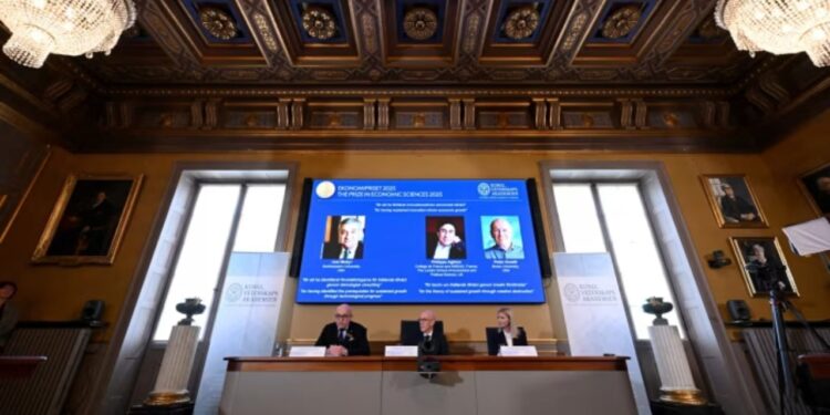 Çmimi Nobel në Ekonomi i jepet Joel Mokyr, Philippe Aghion dhe Peter Howitt