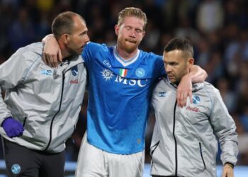 Dëmtimi i De Bruynes gjatë penalltisë ndaj Interit ngjall shqetësim në Napoli për një mungesë të mundshme të gjatë të belgut