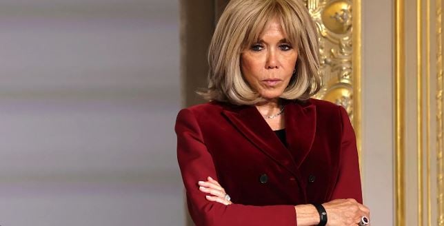 Dhjetë individë në Paris gjykohen për ngacmim online ndaj Brigitte Macron, shpërndarës të teori së saj si mashkull.