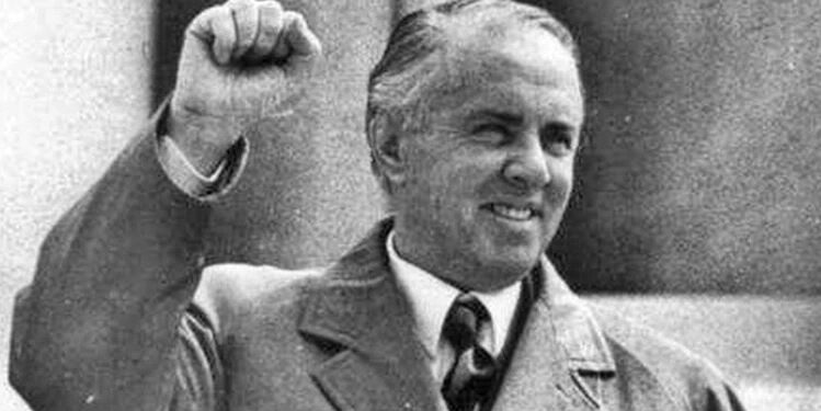 Diktatori i pasigurt që krijoi bunkerë, jo mirëqenie sociale.