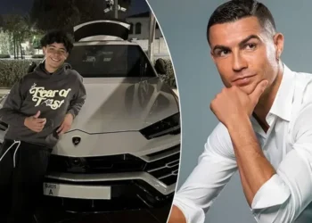 Djali 15-vjeçar i Cristiano Ronaldos blen një makinë prej 265,000 euro!