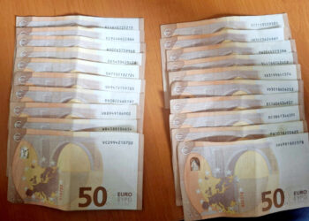 Dy qytetarë në Rahovec i dorëzojnë Policisë gati 2000 euro të zbuluara në rrugë