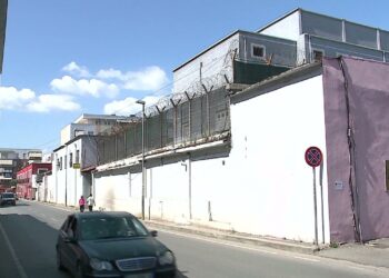 Dy të burgosur përgatitën arratisje me litar të bërë vetë, Prokuroria e Tiranës i dërgon në gjyq – ja çfarë përmban dosja.