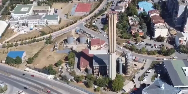 Dy vjet pas ndarjes së 80 milionëve euro, “Termokosi” ende nuk ka filluar ngrohjen me diell.