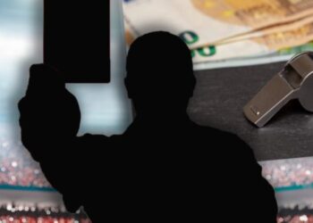 E habitshme, presidenti i klubit diskuton pa filtra për arbitrin që ka probleme me drogën dhe bixhozin, si dhe lidhjet e tij me kriminelët e huave të paligjshme.