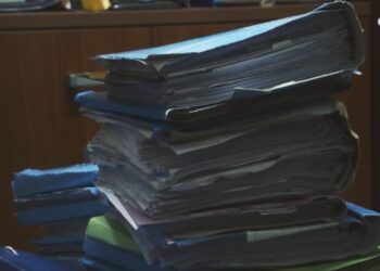 Ekskluzive: Historia e “Vijës së Kuqe” nga Lalzi në Rodon, si u vodhën pronat e banorëve.