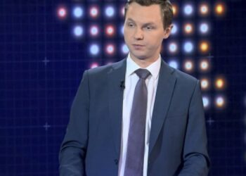 Eksperti rus Yushkov: Sanksionet amerikane nuk do të ndalojnë eksportet ruse të naftës, India dhe Kina do të vazhdojnë blerjet.