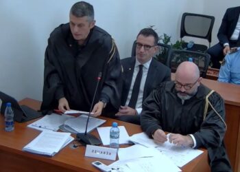 Është legjitime delegimi i detyrave në rast mungese? Veliaj pyet Këshillin e Ministrave: Pse nuk reaguat për delegimet e kryetarit të Tropojës? Po zbatoni dy standarde.